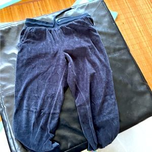 Gap MedPetite Black Joggers